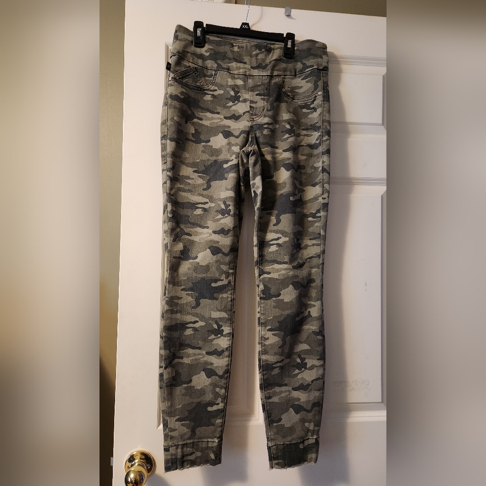 Rock & Republic Camouflage Denim Pants